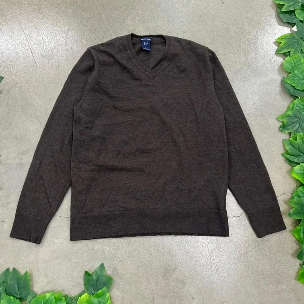 GAP 100% Merino Wool V-Neck Sweater Brown